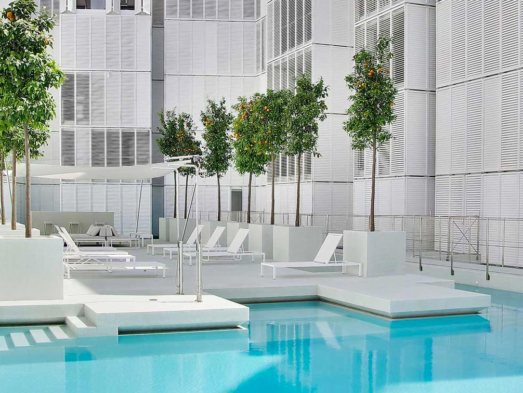 PatioBlancoApartamentos-Ibiza-OpaloBlanco-01_cab