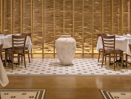 RestauranteL´osteria_B-Huber_06-hexpattern2_1800x600