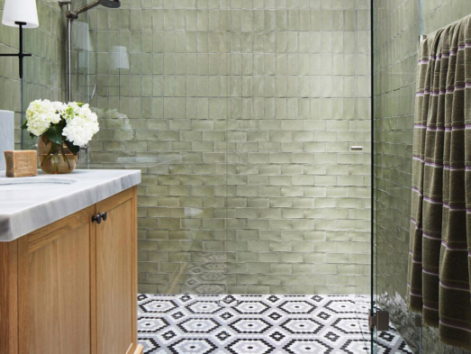 suelo de baño con pattern en mosaico ONIX®